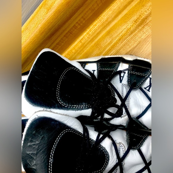 Karl Kani Men’s Shoes US13 Retro Vintage 90s Leather Sneakers 2pac Tupac Hip-Hop - Picture 6 of 12